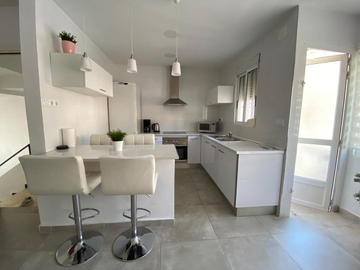 Centre Apartment Near Plaza De Toros อาลิกันเต ภายนอก รูปภาพ