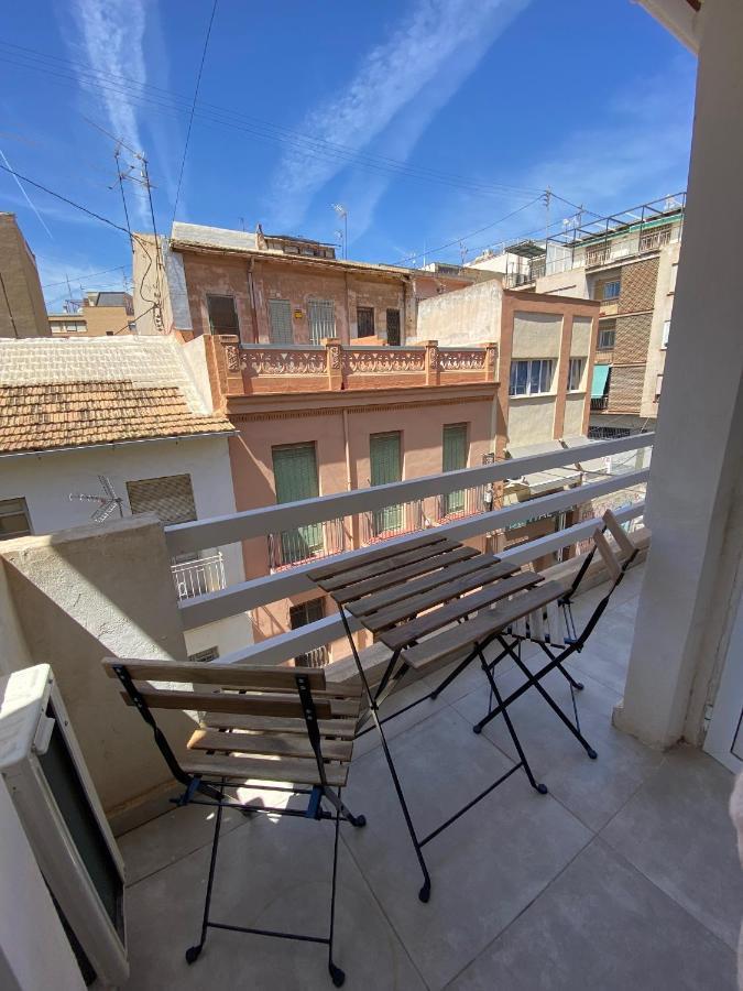 Centre Apartment Near Plaza De Toros อาลิกันเต ภายนอก รูปภาพ